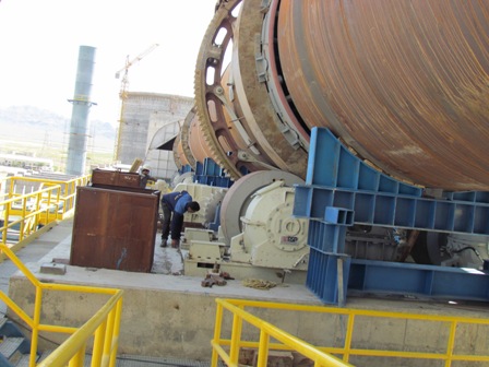 اتمام استقرار قطعات کوره......